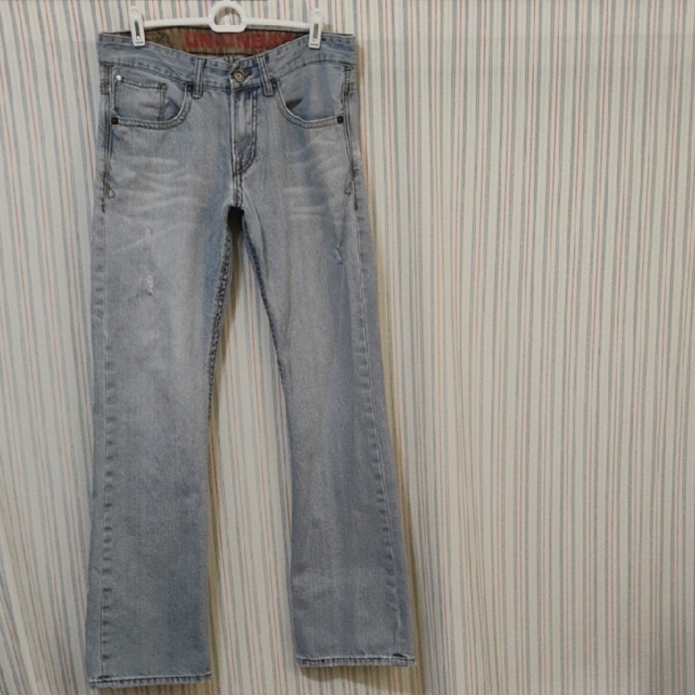 UNIONBAY Men's Light Blue Bootcut Jeans